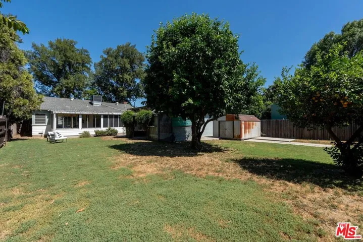 7535 Etiwanda Avenue, Los Angeles, California 91335