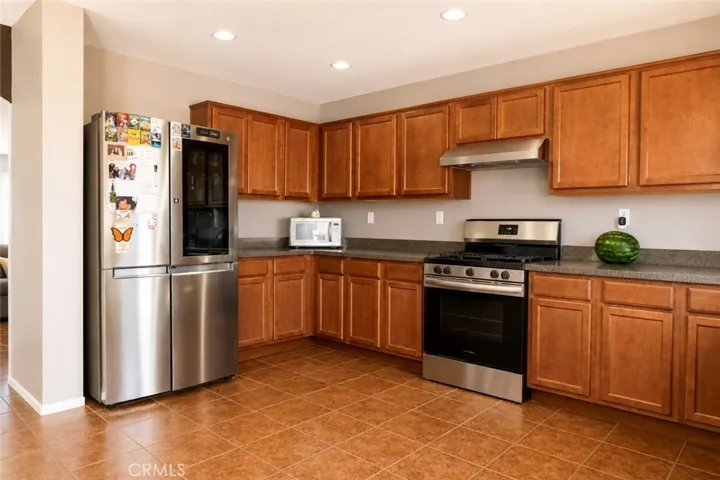 12395 Griffin, Victorville, California 92395