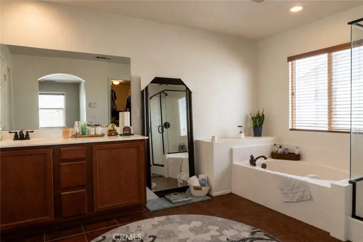 12395 Griffin, Victorville, California 92395