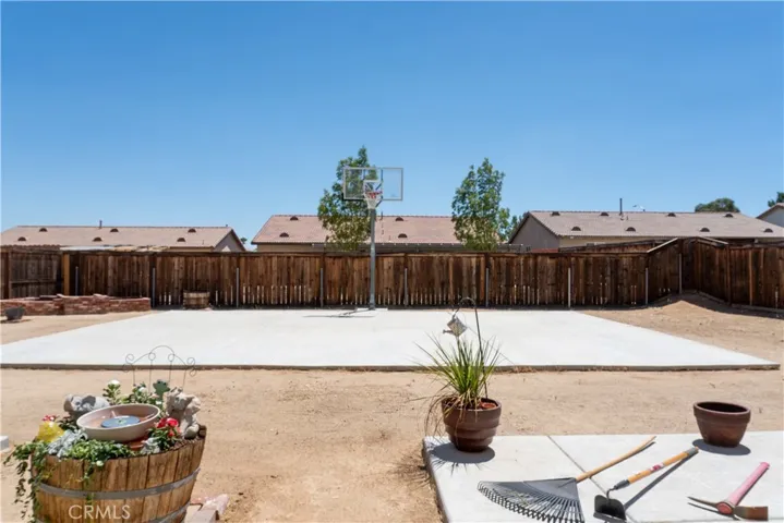 12395 Griffin, Victorville, California 92395