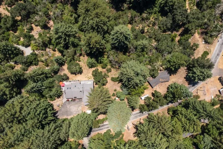 23695 Hutchinson Road, Los Gatos, California 95033