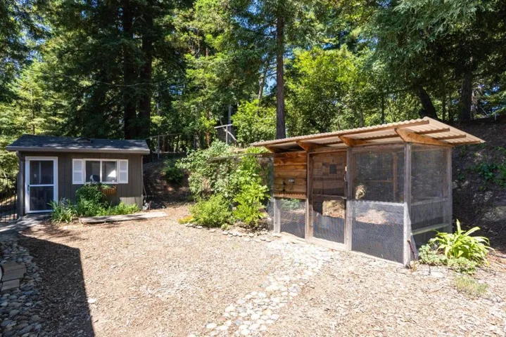 23695 Hutchinson Road, Los Gatos, California 95033