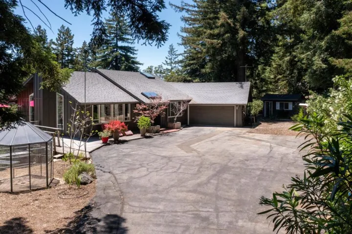 23695 Hutchinson Road, Los Gatos, California 95033