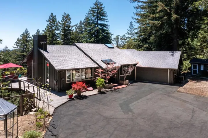 23695 Hutchinson Road, Los Gatos, California 95033