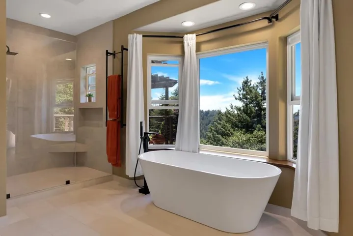 23695 Hutchinson Road, Los Gatos, California 95033