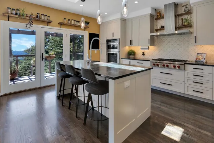 23695 Hutchinson Road, Los Gatos, California 95033