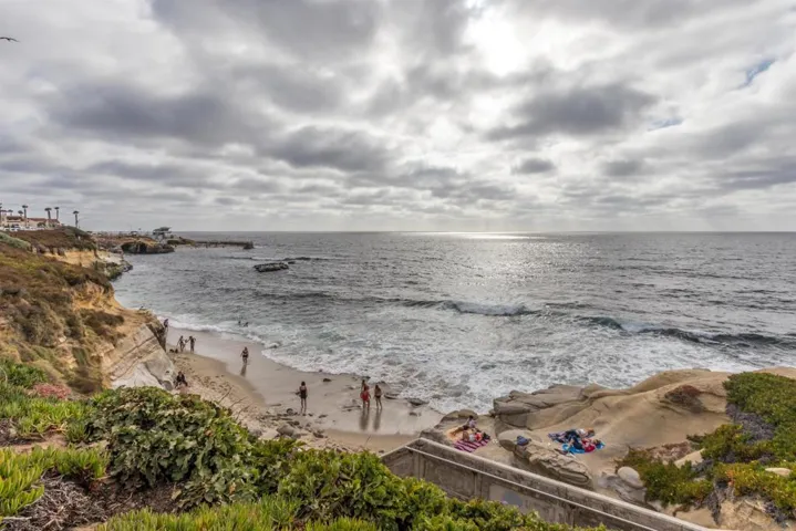 1039 Coast Blvd E, La Jolla, California 92037