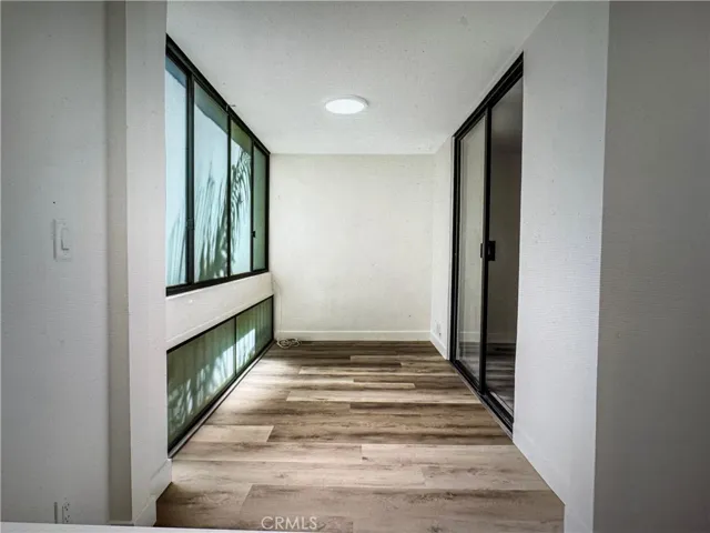 750 N Kings 105, Los Angeles, California 90069