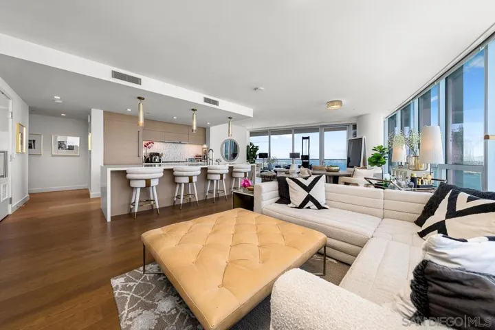 888 W E St 3201, San Diego, California 92101