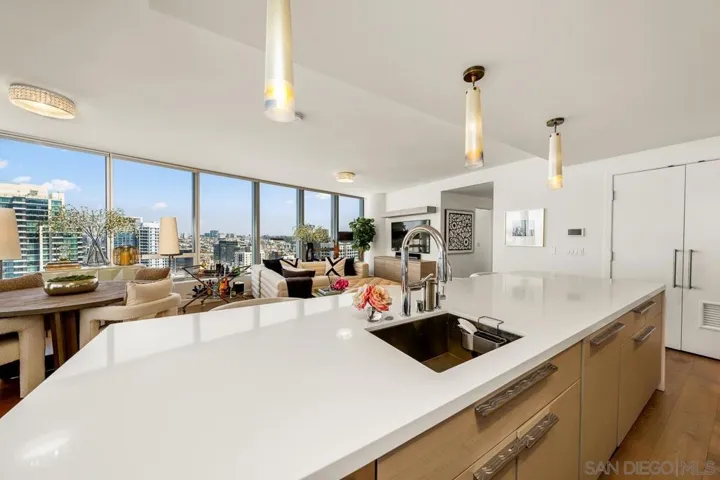 888 W E St 3201, San Diego, California 92101