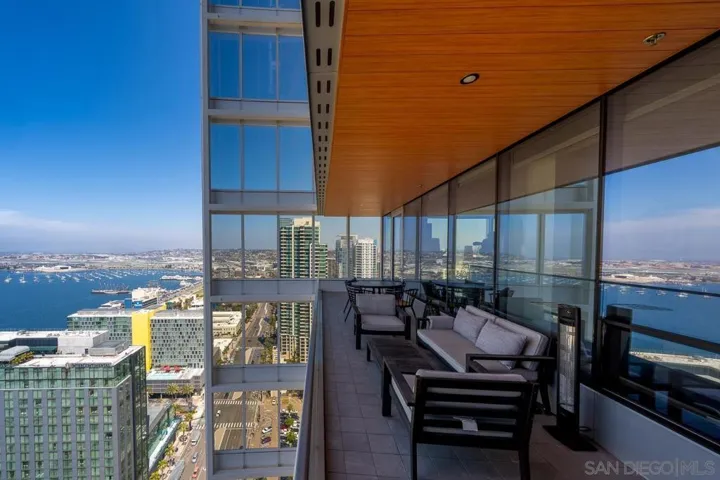888 W E St 3201, San Diego, California 92101