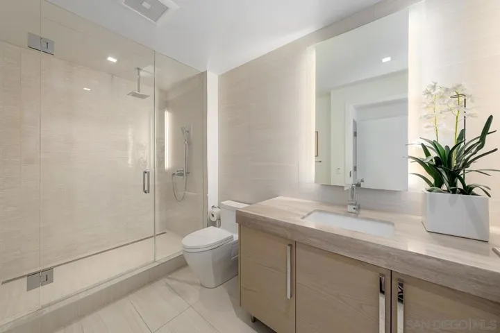 888 W E St 3201, San Diego, California 92101