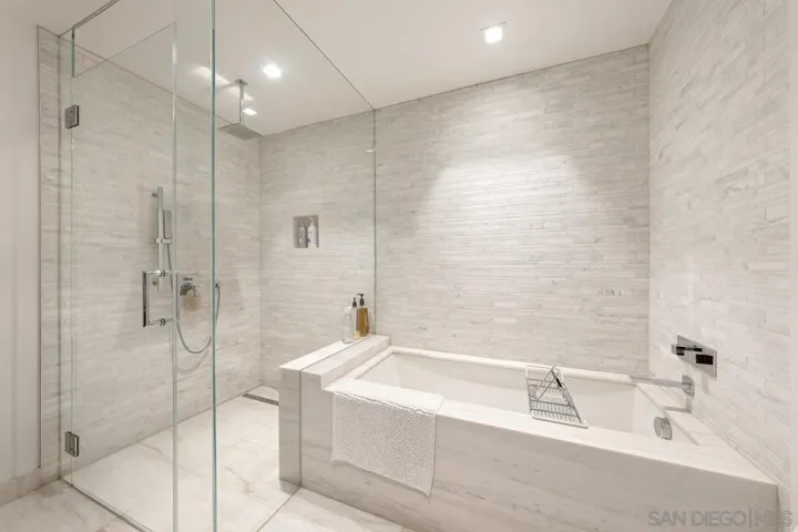 888 W E St 3201, San Diego, California 92101