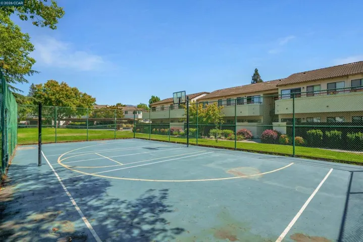 5030 Valley Crest Dr 85, Concord, California 94521
