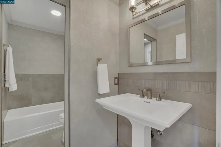 5030 Valley Crest Dr 85, Concord, California 94521