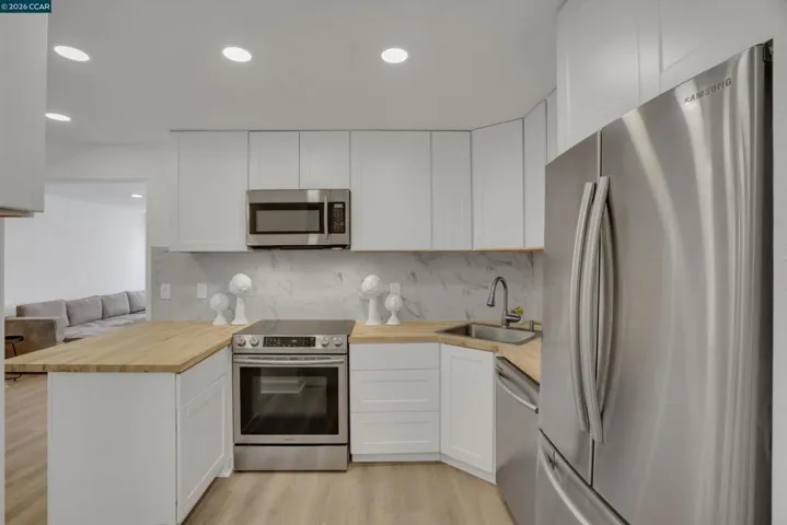 5030 Valley Crest Dr 85, Concord, California 94521