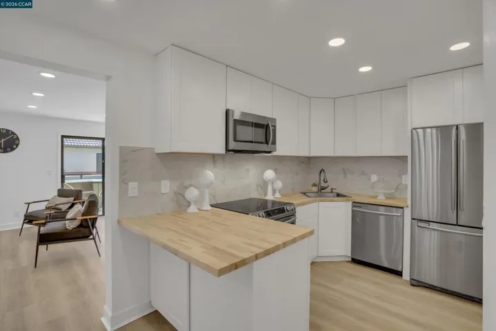 5030 Valley Crest Dr 85, Concord, California 94521