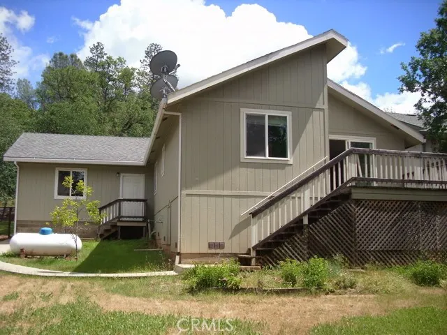 Large rear deck