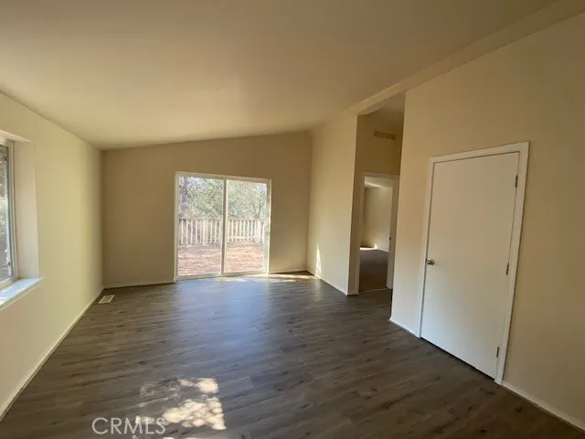 Rear family room off kitchen