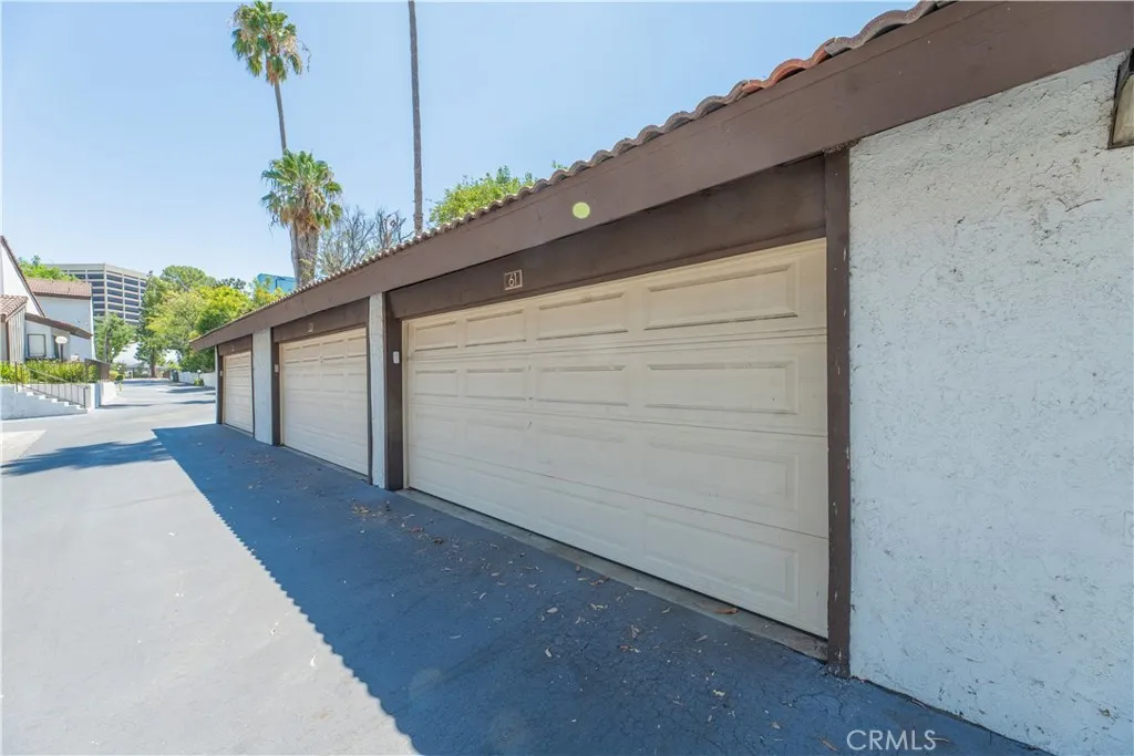 Private 2-car garage