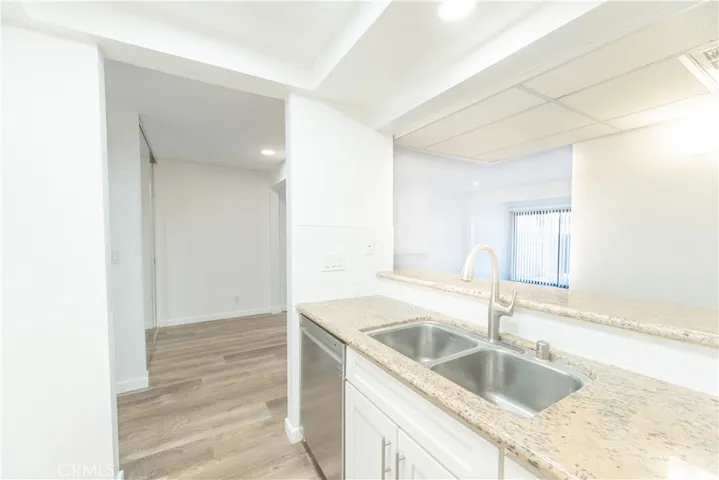 6275 Canoga 61, Woodland Hills, California 91367