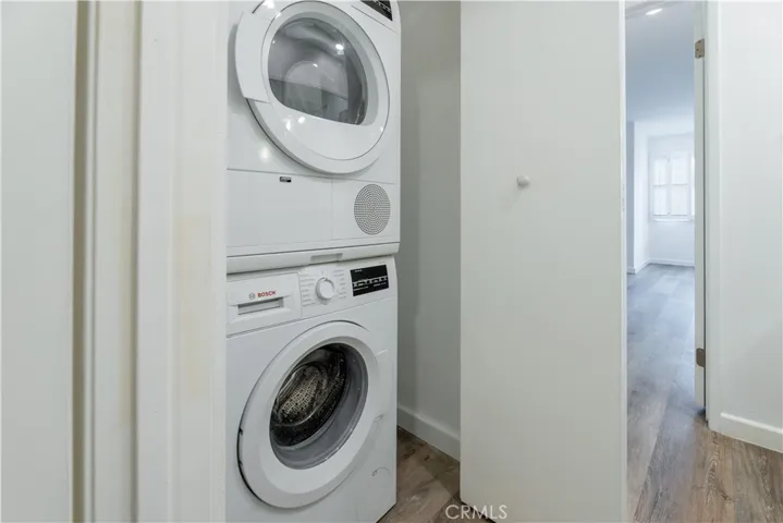 In-unit laundry
