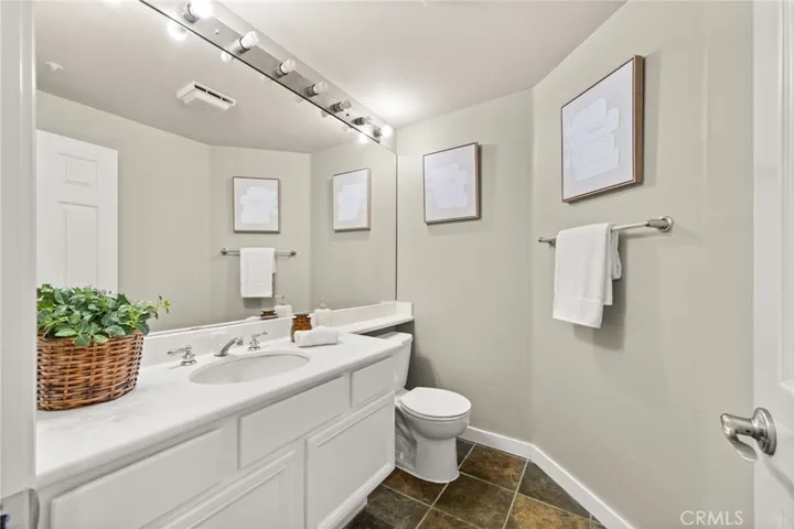 Guest bathrooom