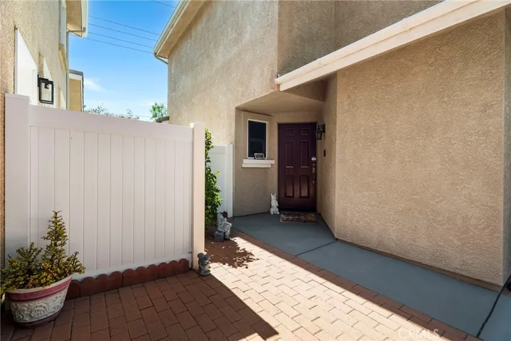 30418 Daisy Court, Castaic, California 91384