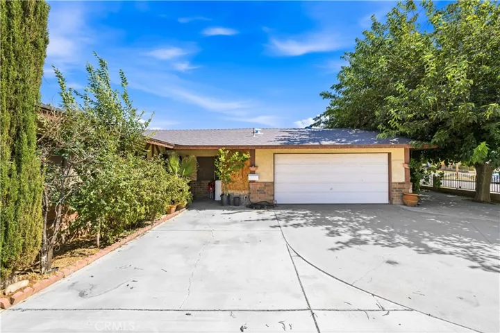 38442 3rd St E E, Palmdale, California 93550