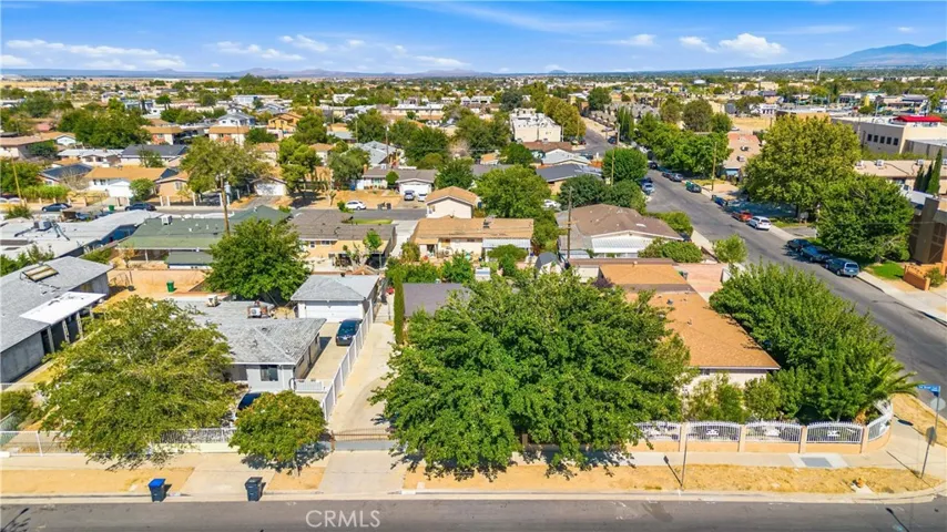 38442 3rd St E E, Palmdale, California 93550