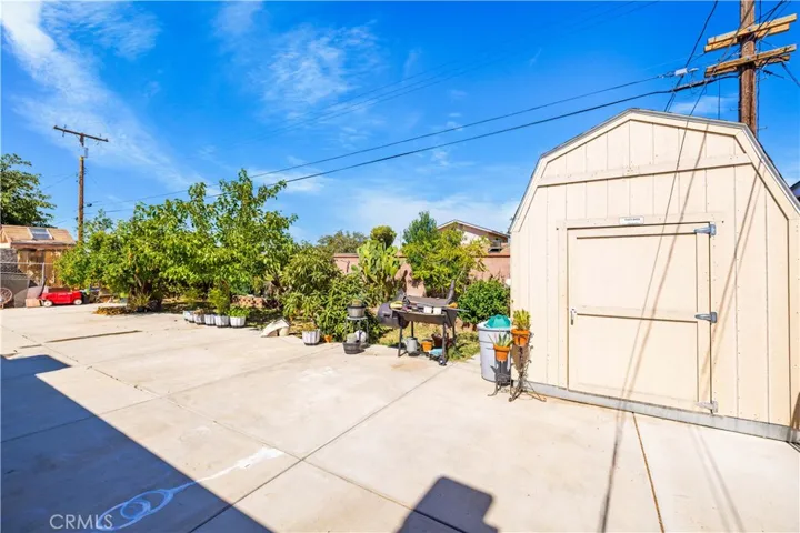 38442 3rd St E E, Palmdale, California 93550