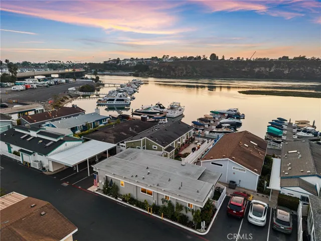 8 Saratoga, Newport Beach, California 92660