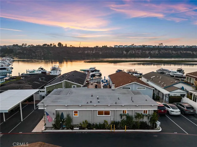 8 Saratoga, Newport Beach, California 92660