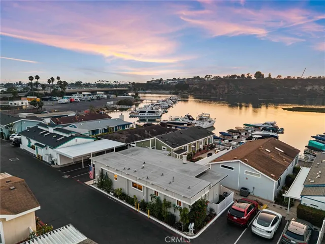 8 Saratoga, Newport Beach, California 92660