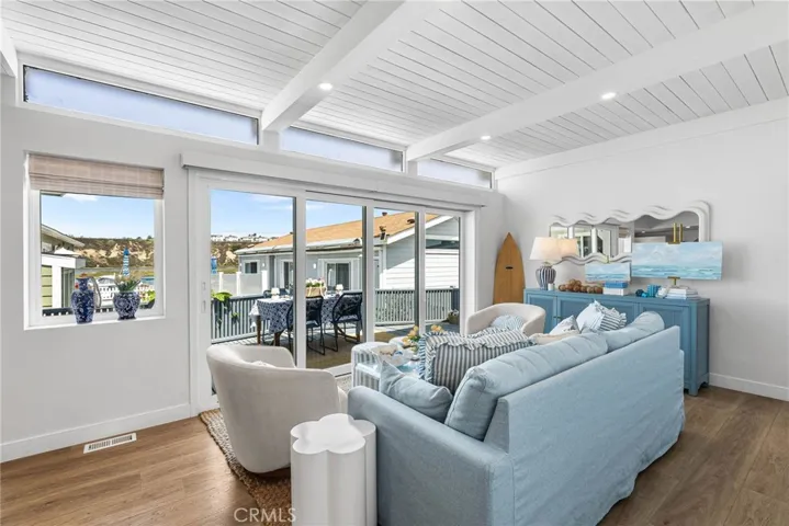 8 Saratoga, Newport Beach, California 92660
