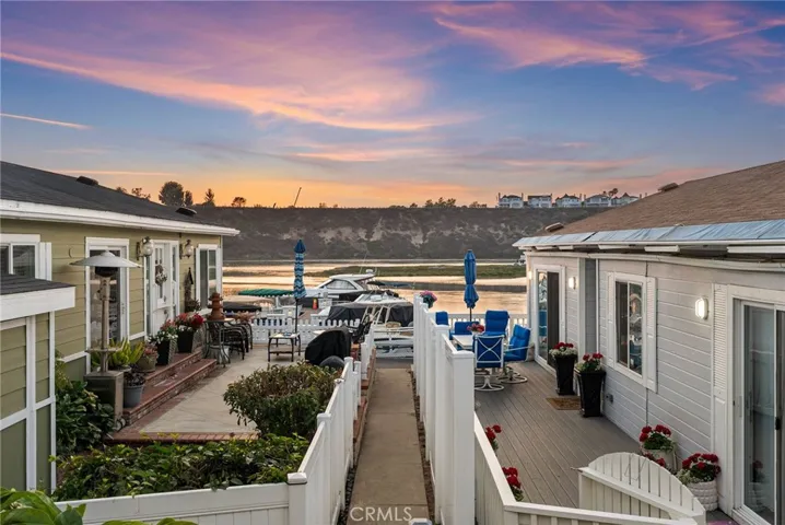 8 Saratoga, Newport Beach, California 92660