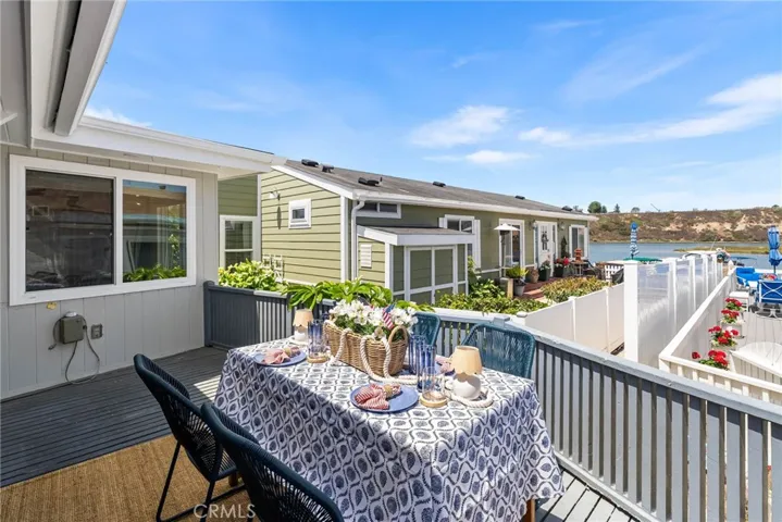 8 Saratoga, Newport Beach, California 92660