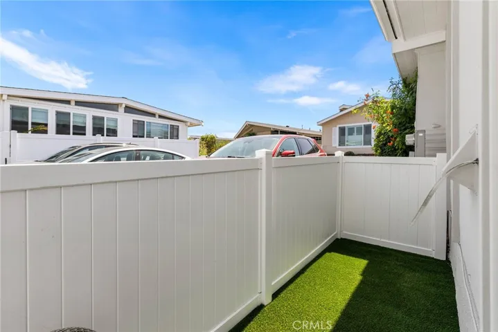 8 Saratoga, Newport Beach, California 92660