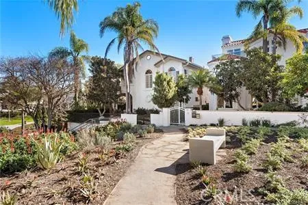 322 Jasmine Avenue, Corona Del Mar, California 92625