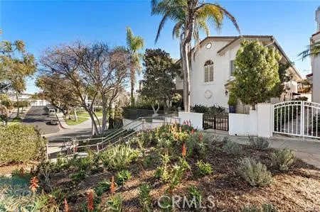 322 Jasmine Avenue, Corona Del Mar, California 92625