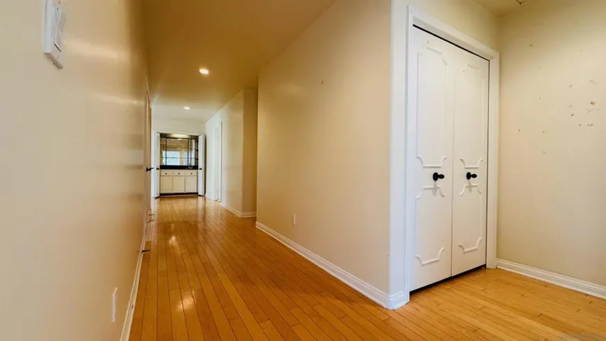 8223 Caminito Locayo, La Jolla, California 92037