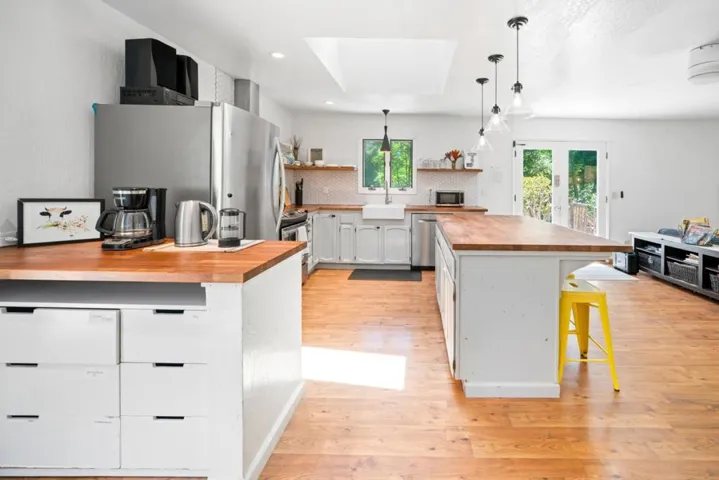 471 Country Estates Terrace, Santa Cruz, California 95060