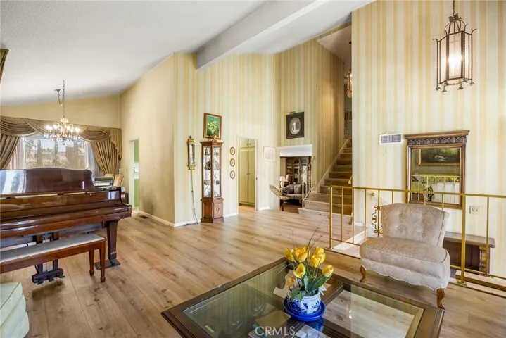 Living/Dining area's