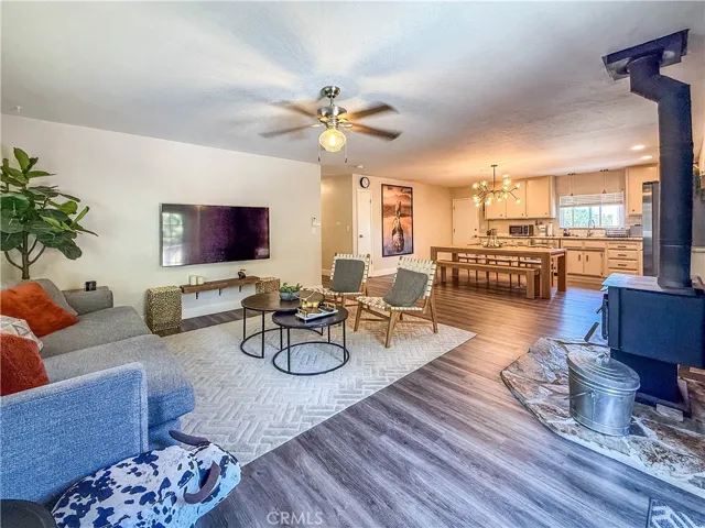 51591 Ponderosa Way, Oakhurst, California 93644