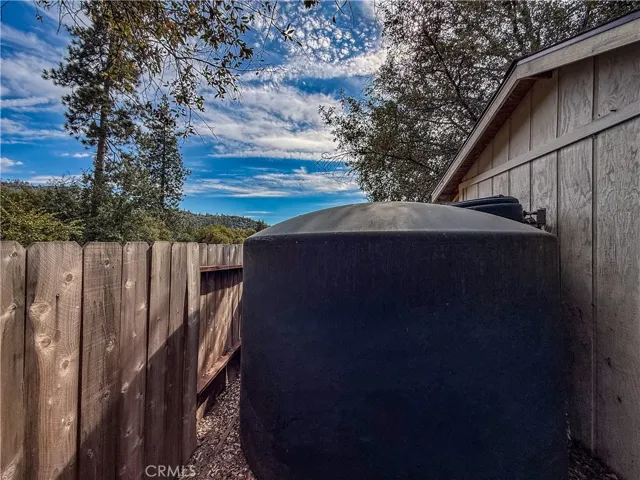 51591 Ponderosa Way, Oakhurst, California 93644