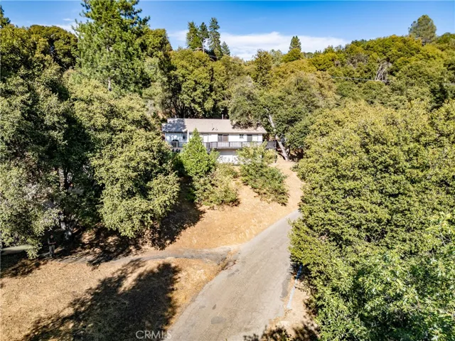51591 Ponderosa Way, Oakhurst, California 93644