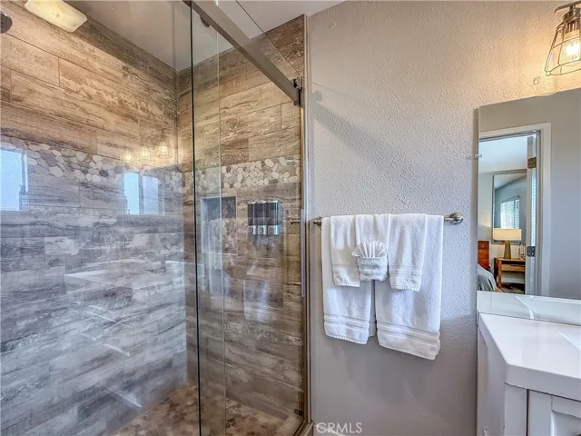51591 Ponderosa Way, Oakhurst, California 93644