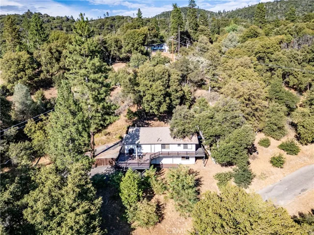 51591 Ponderosa Way, Oakhurst, California 93644