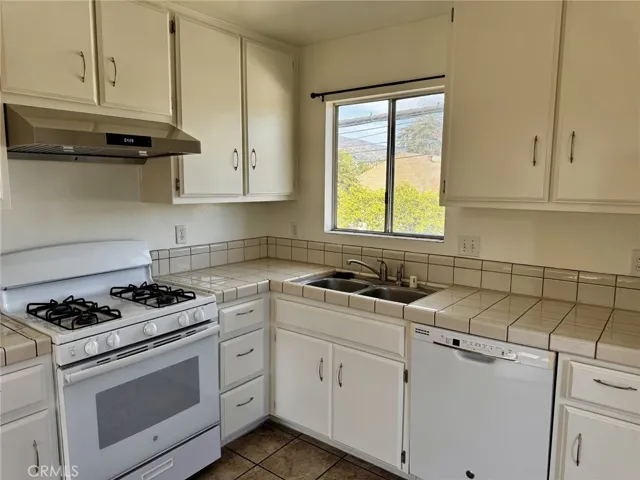 920 N Alameda Avenue, Azusa, California 91702