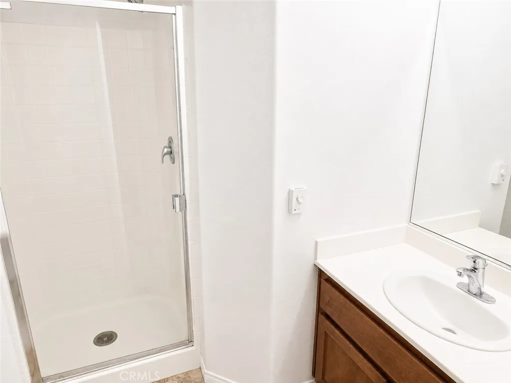 1507 Mission, Los Angeles, California 90047 — photo 4